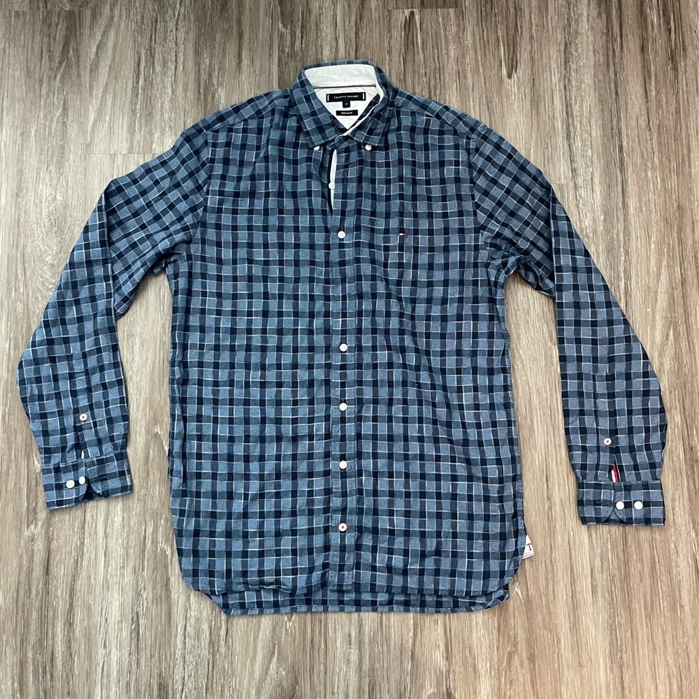 TOMMY HILFIGER Men’s CHECK SHIRT  Color: Blue Size:M